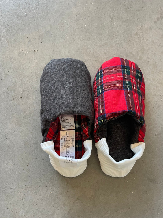 Chaussons d'intérieur MERIPPA  tartan rouge et laine blanc - (202412MRP03)