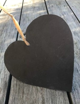 Décoration petit coeur en ardoise pour écrire à la craie