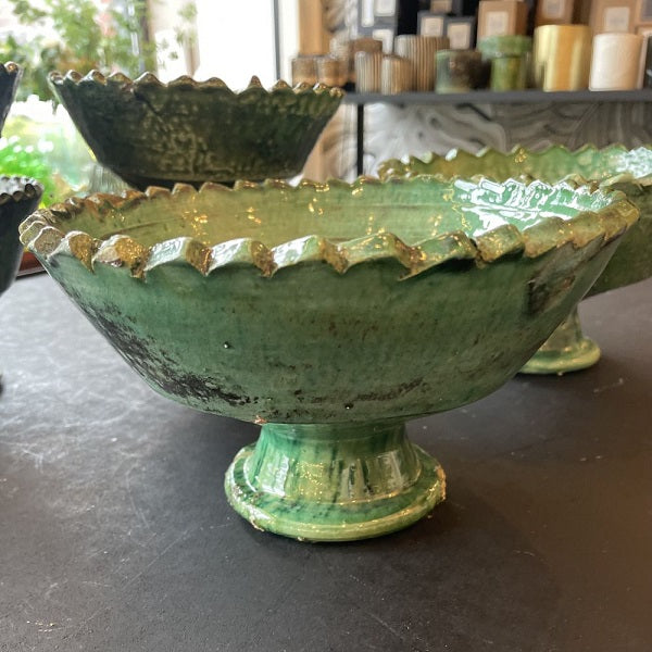 Coupe à fruits dentelée avec pied en poterie traditionnelle de Tamegroute